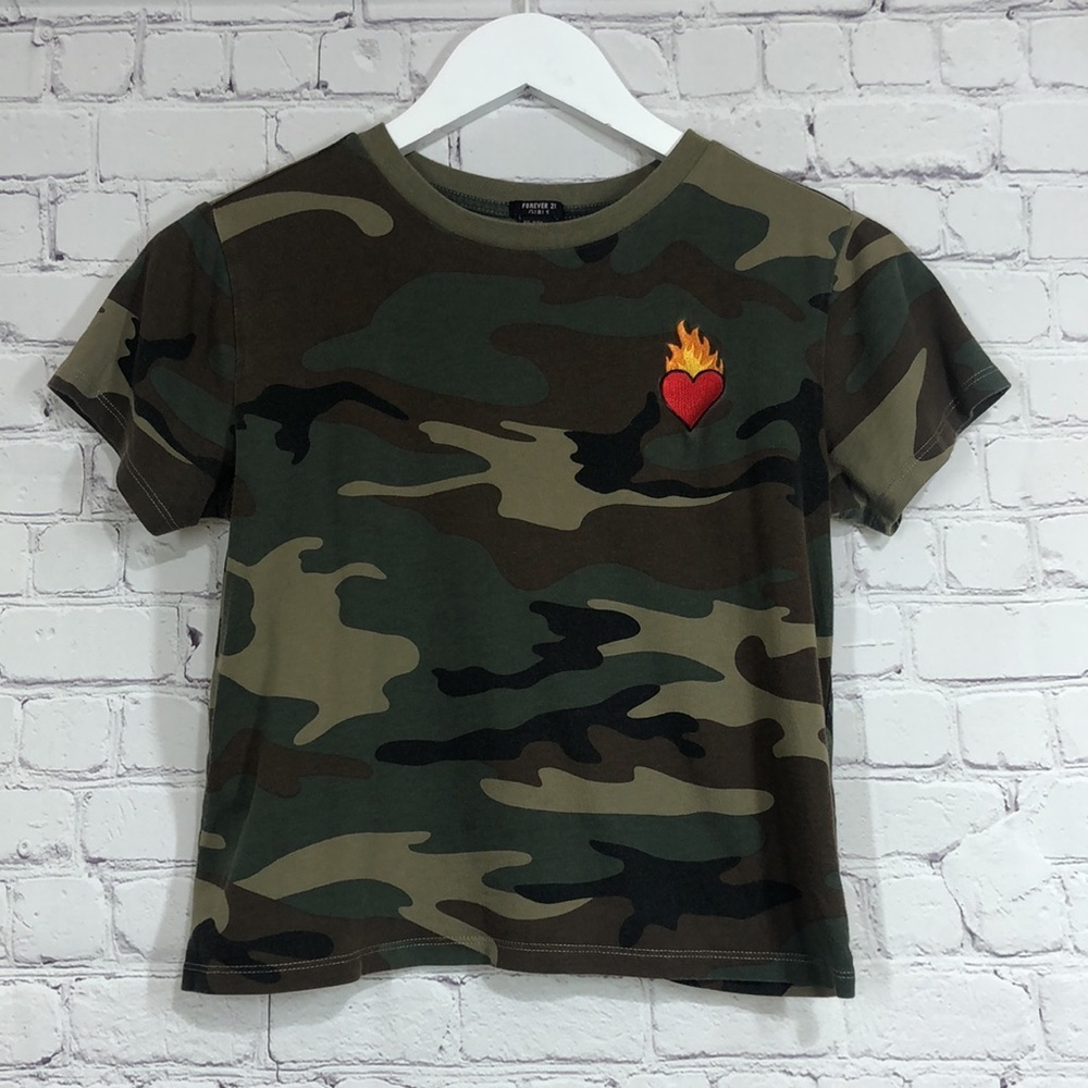 Forever 21 girls top camouflage